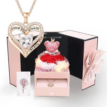 Coffret Cadeau Romantique Ourson Fleuri & Collier Cœur Doré
